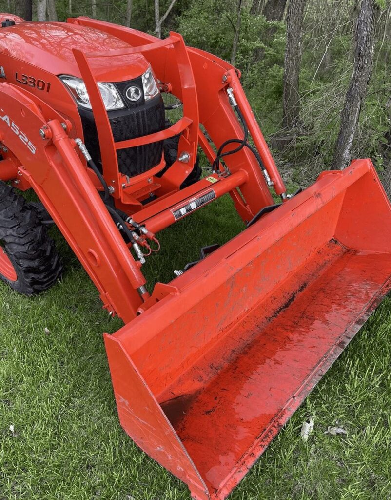 2020 Kubota L3301HST Tractor W Attachments