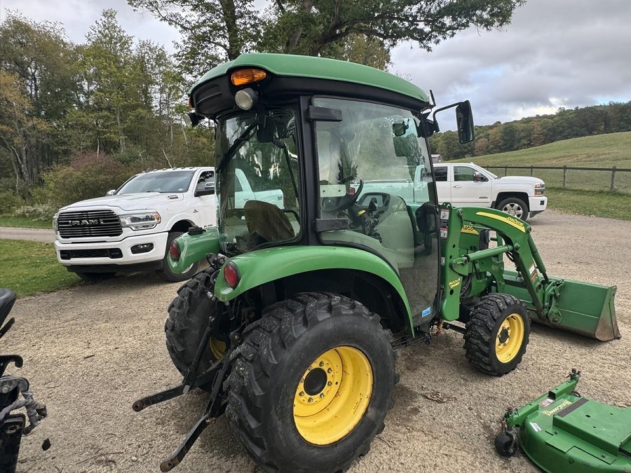 2010 JOHN DEERE 3720 W Attachments