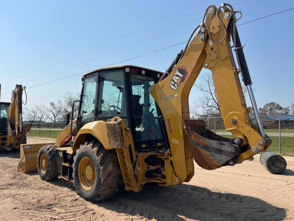 2021 CATERPILLAR 420